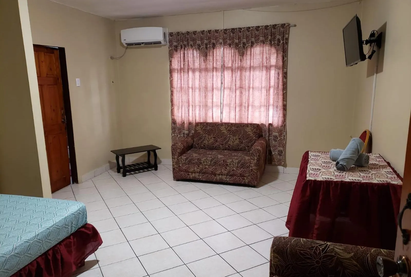 Cozy Inn Arouca Trinidad And Tobago